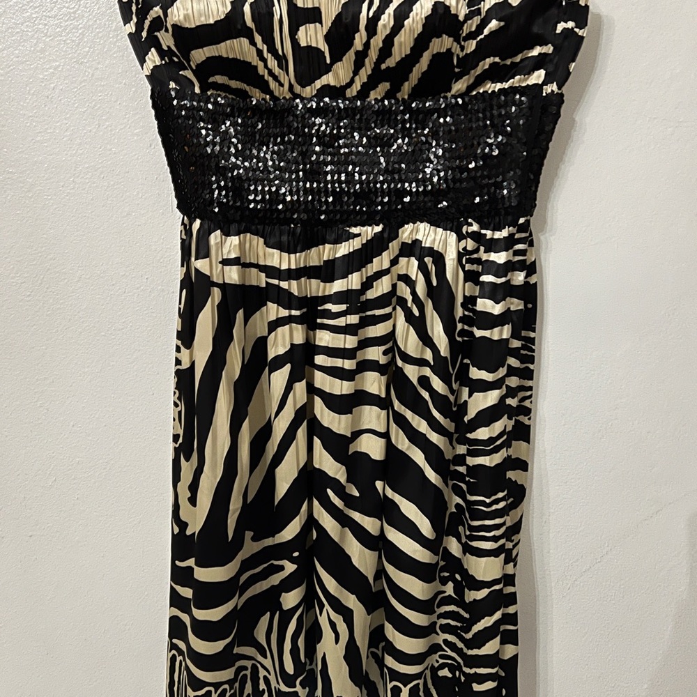 Polyester Dress - Picture 3 of 4